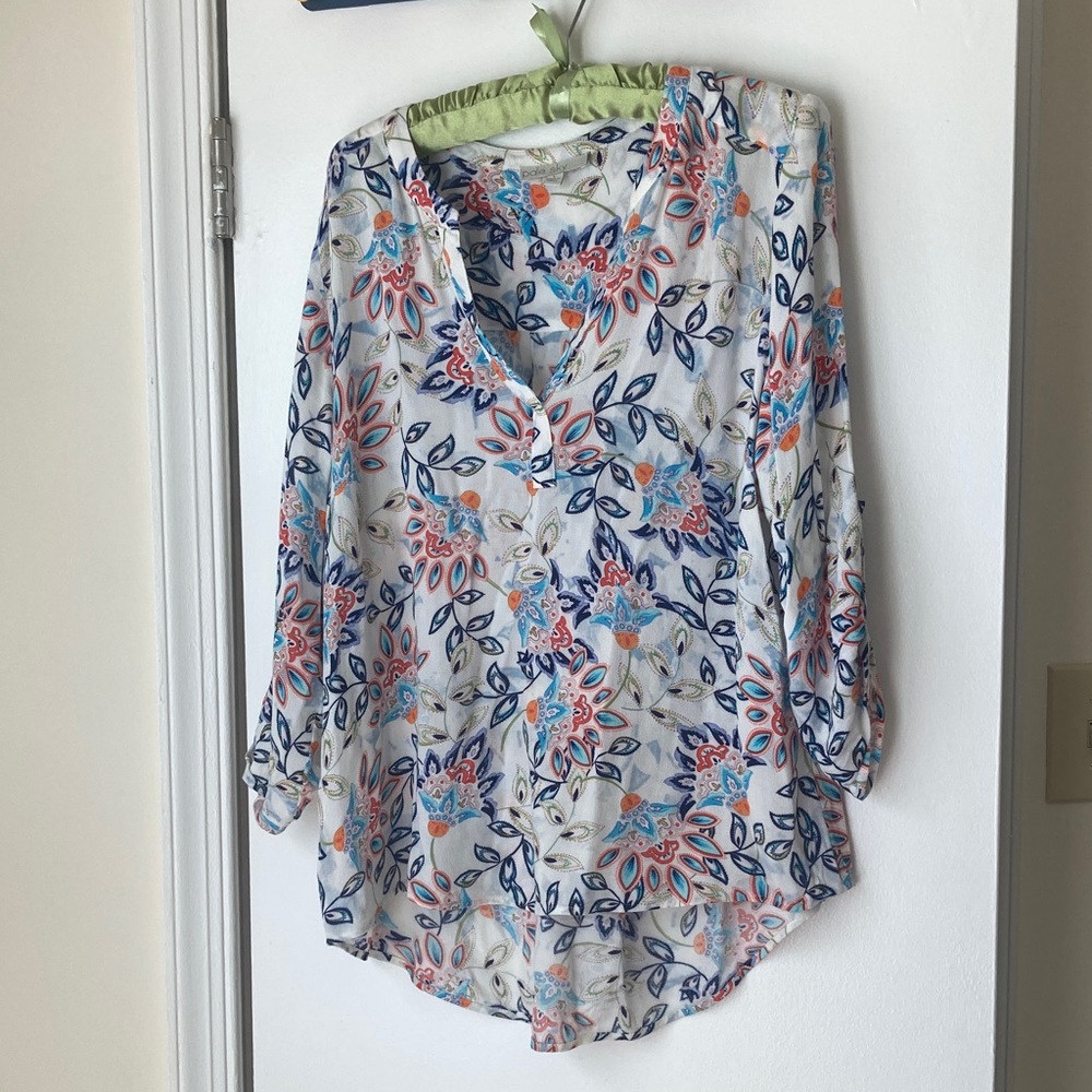 Floral V-Neck Blouse